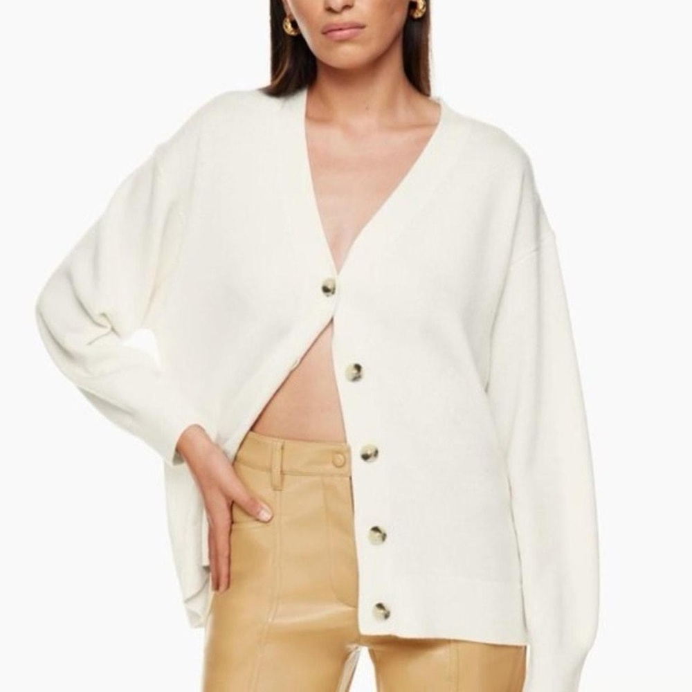 Aritzia TNA Barry Cardigan Knit Button Front Cream Sweater White Oversized M